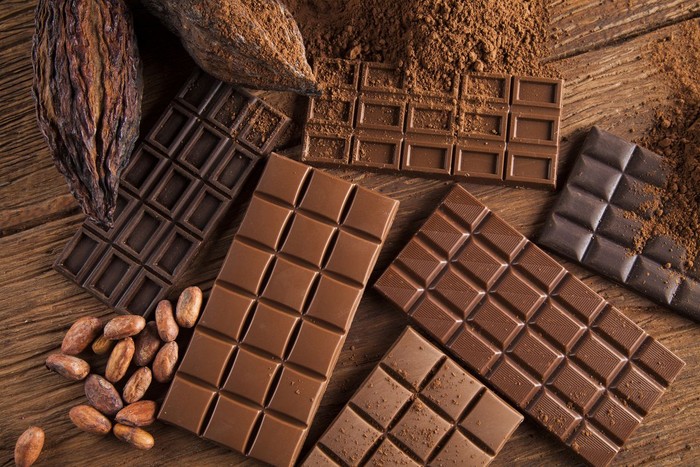 Proses Pembuatan Coklat Batangan Berbahan Dasar Coklat Bubuk 
