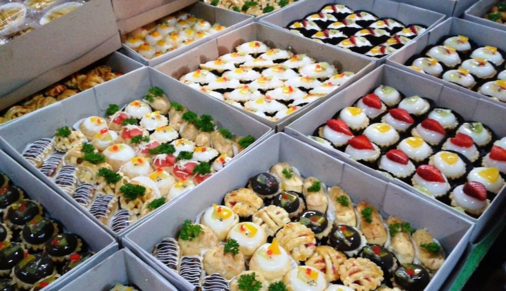 Usaha Kue Rumahan yang Laris